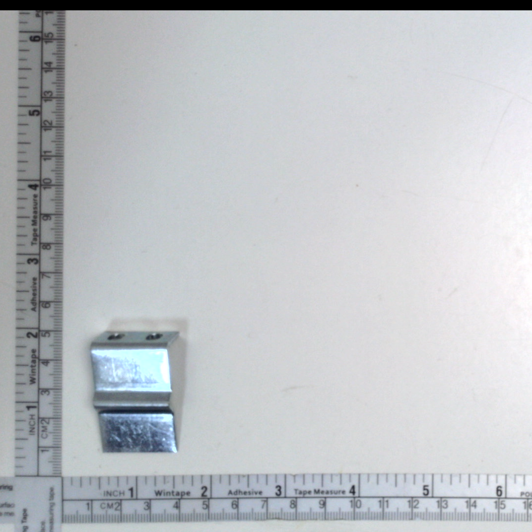 Deflector bracket