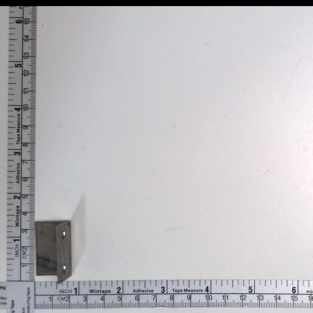 Ball deflector bracket 