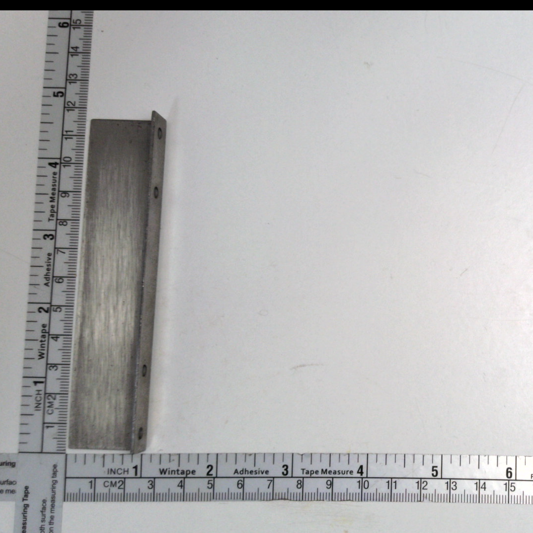 STRIKE PLATE   01-10621