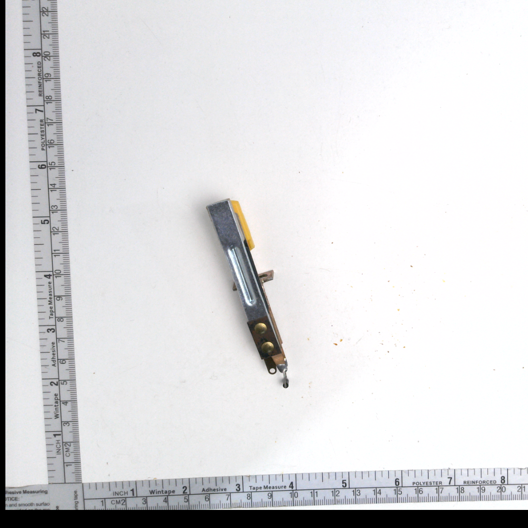 STAND UP TARGET - YELLOW OBLONG   A-15658-6