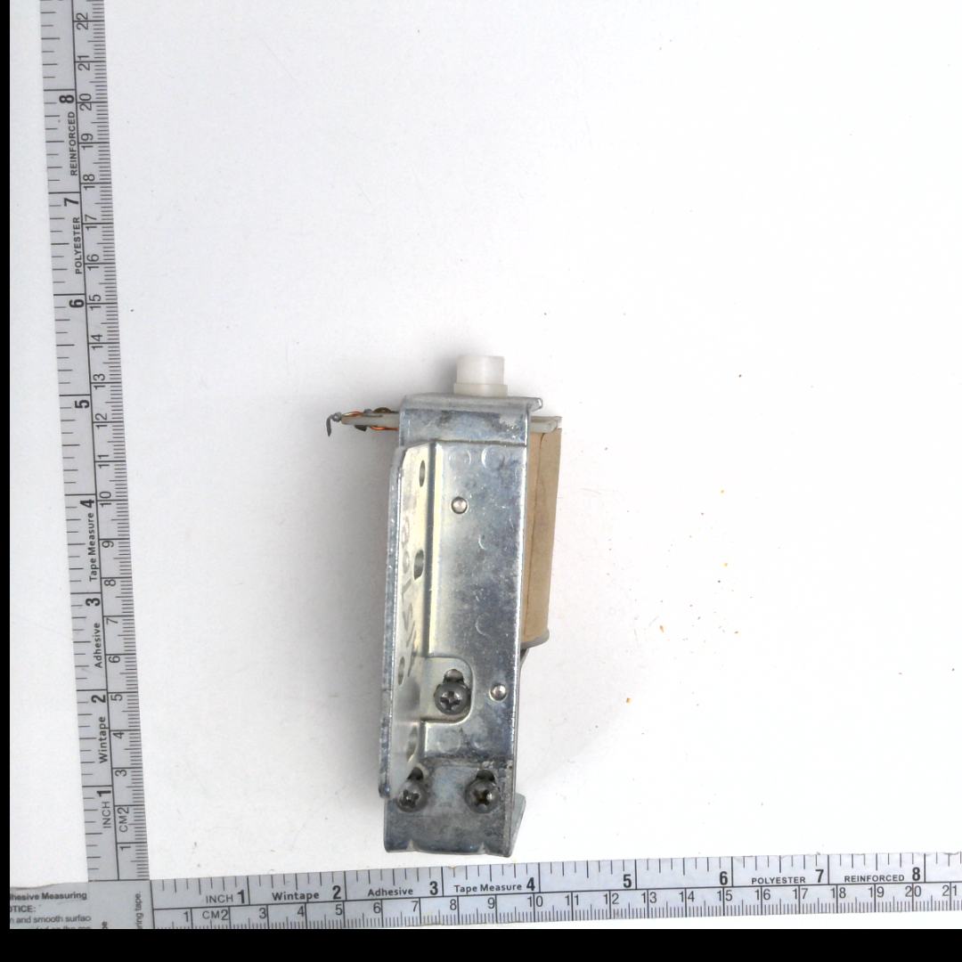 KICKER BRACKET ASSY   A-15708
